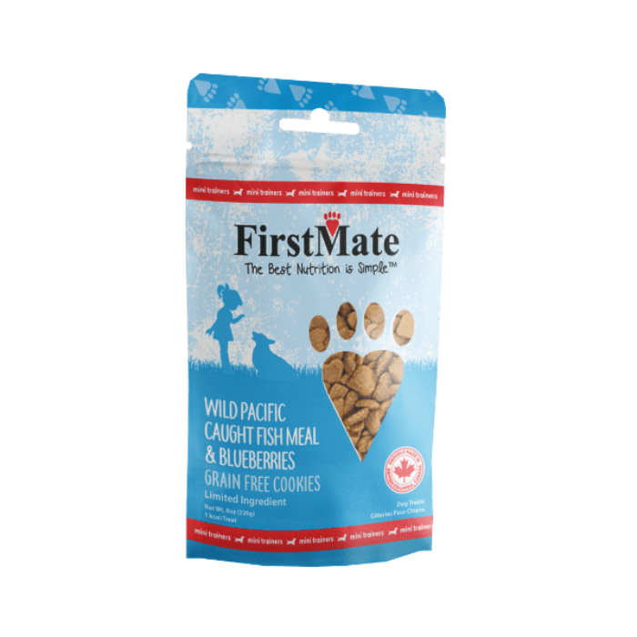 FirstMate Gâteries MINI de poisson et bleuets 8oz Gâteries MINI de poisson et bleuets 8oz