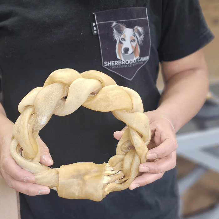 Nature's Own Gâteries Beigne Anneau tressé de joue de boeuf Beigne Anneau tressé de joue de boeuf