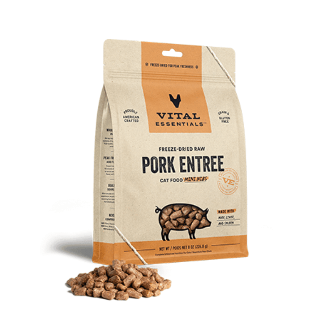 Vital Essentials Morceaux Mini de Nourriture Crue Lyophilisée pour Chats - Porc Morceaux Mini de Nourriture Crue Lyophilisée pour Chats - Porc