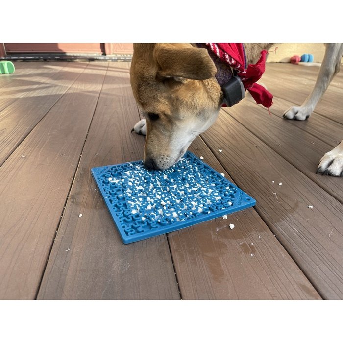 Sodapup jouets pour chien Licking Mat Casse-tête bleu